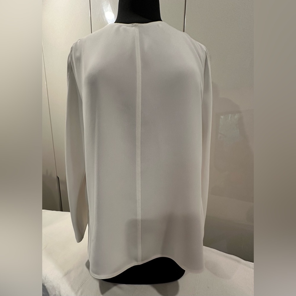 VINCE Blouse In Ivory, with very nice back details, 3/4 Sleeve, Size 8, $265